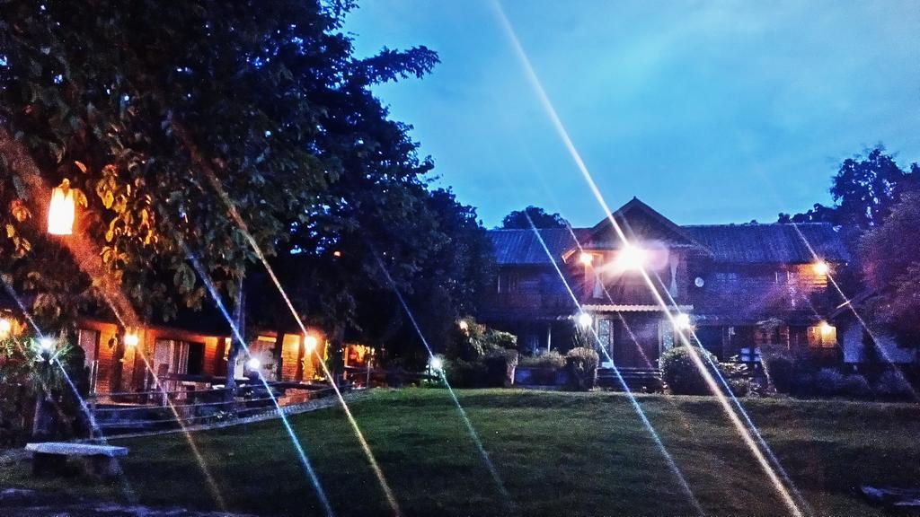 The Local Story Resort Ban Mon Talaeng Zewnętrze zdjęcie